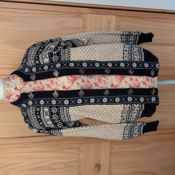 Vintage wool sweater - Picture 2 of 9